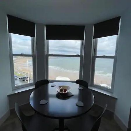 Superb 2 Bedroom Sea View Flat Scarborough Zewnętrze zdjęcie