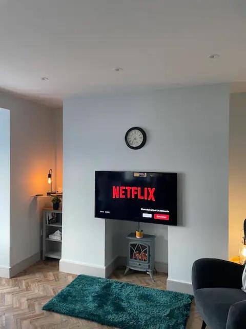 Superb 2 Bedroom Sea View Flat Scarborough Zewnętrze zdjęcie