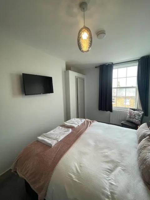 Superb 2 Bedroom Sea View Flat Scarborough Zewnętrze zdjęcie