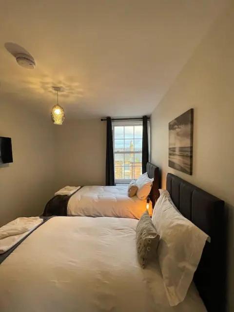 Superb 2 Bedroom Sea View Flat Scarborough Zewnętrze zdjęcie